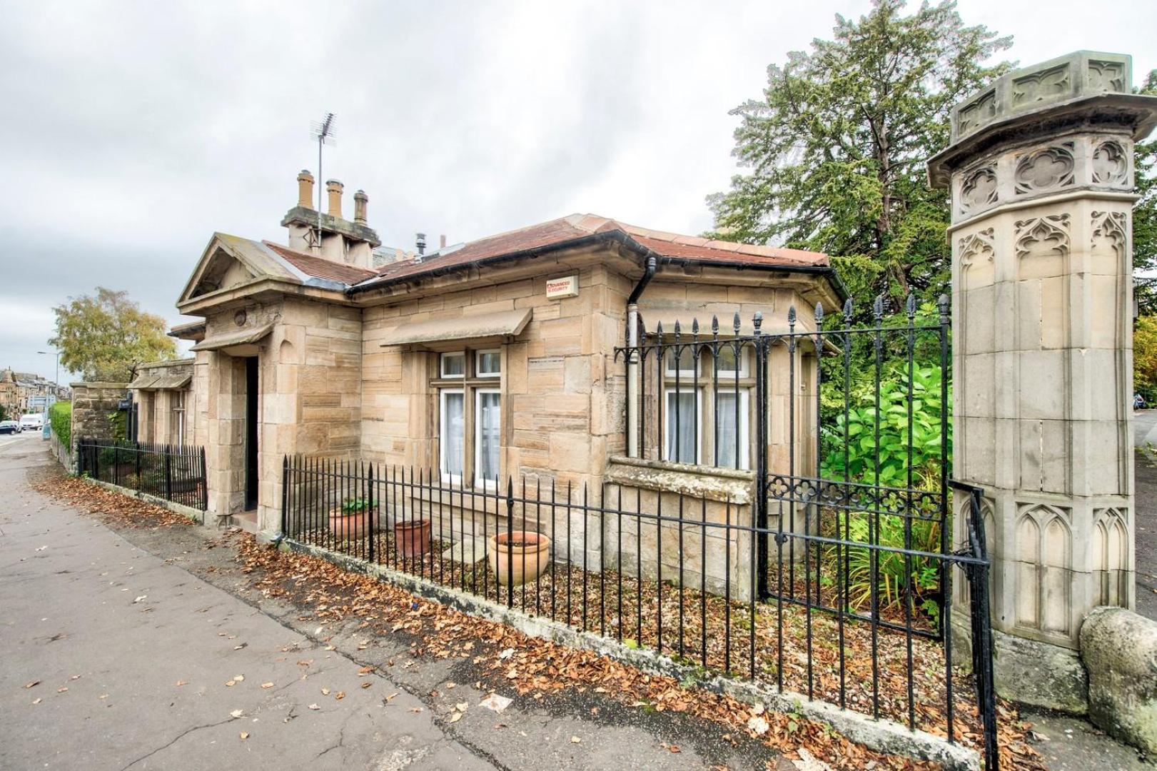 Guestready - Classic Charm Near Holyrood Park Edinburgh Ngoại thất bức ảnh