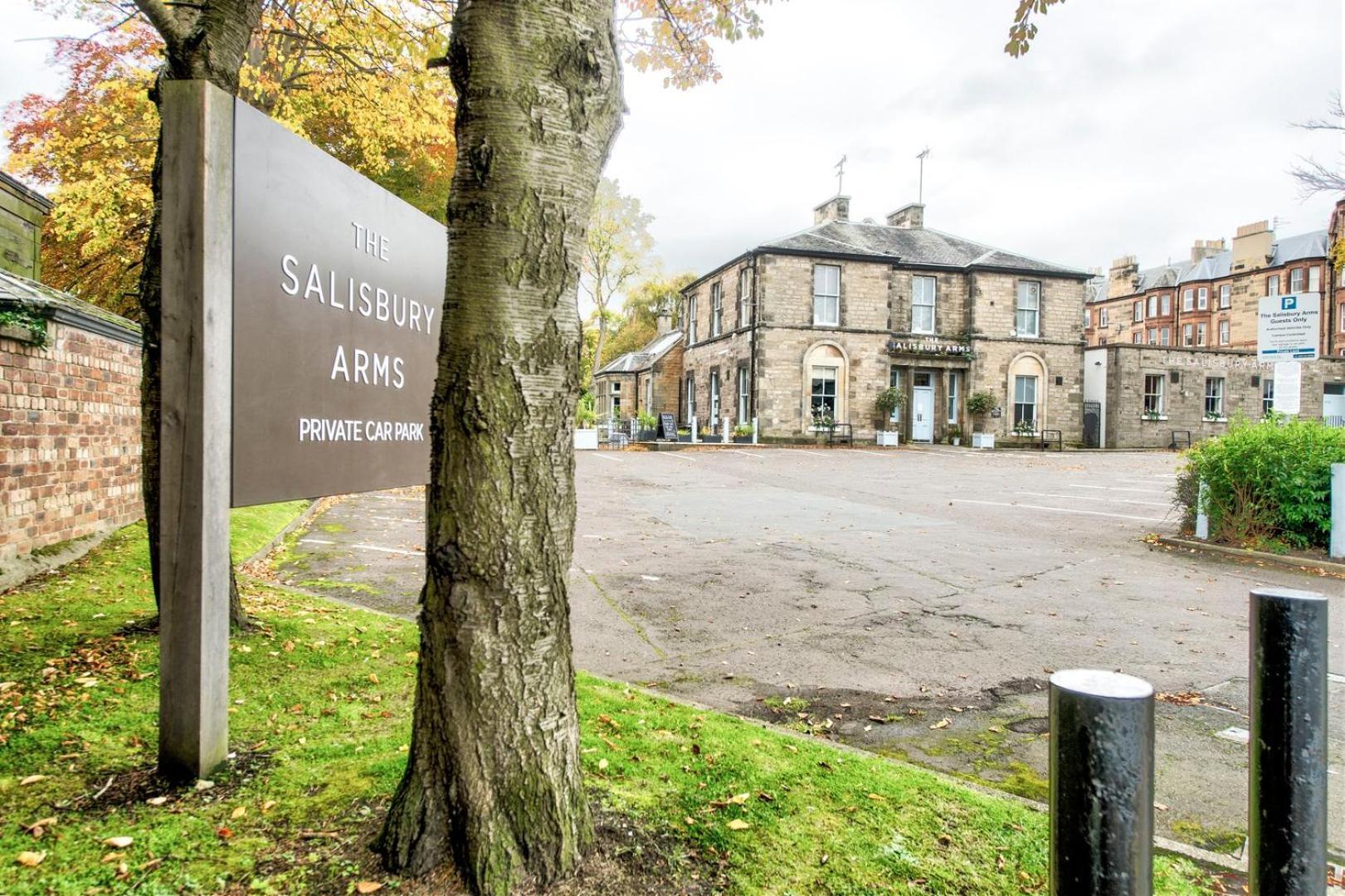 Guestready - Classic Charm Near Holyrood Park Edinburgh Ngoại thất bức ảnh